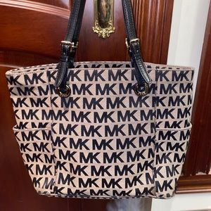 Micheal Kors